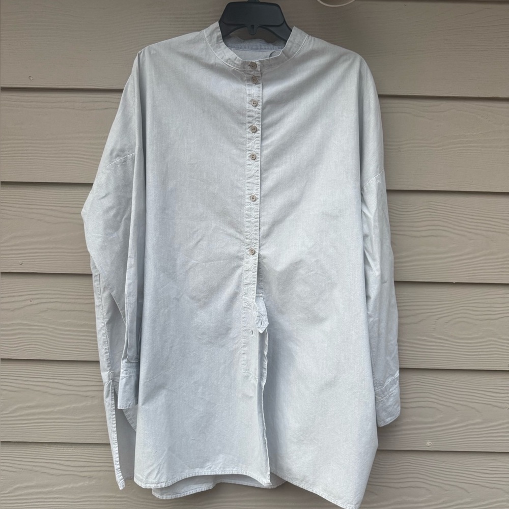 Hannoh Wessel Light Blue Button-Up Shirt